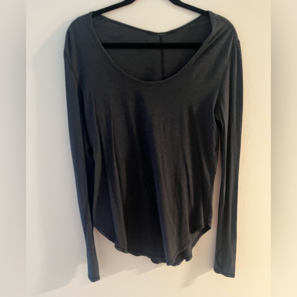 Lululemon Yogini 5 Year Long Sleeve Tee Heathered Black
